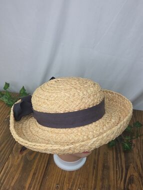 Helen Kaminski. Raffia Sun Hat with Black Band. Excellent Condition. OSFA